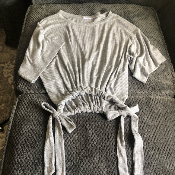 Gap lightweight slouchy sweater with ties - Picture 3 of 13